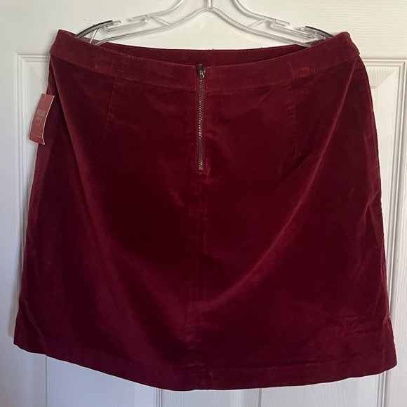 Mossimo skirt; maroon/burgundy in color; never worn; velvet texture to fabric - Picture 2 of 3